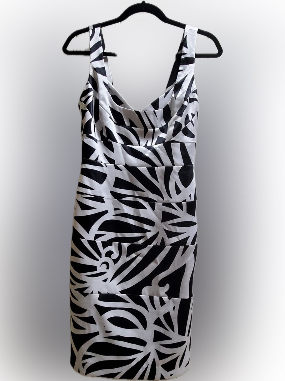 White House Black Market Geo Print Dress